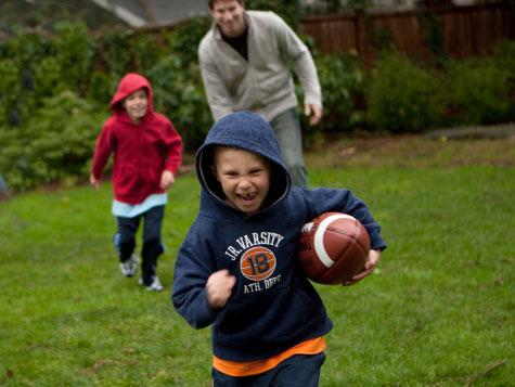 Family Football, Chicago, It's A Wonderful Light, Professional Holiday Lighting Service
